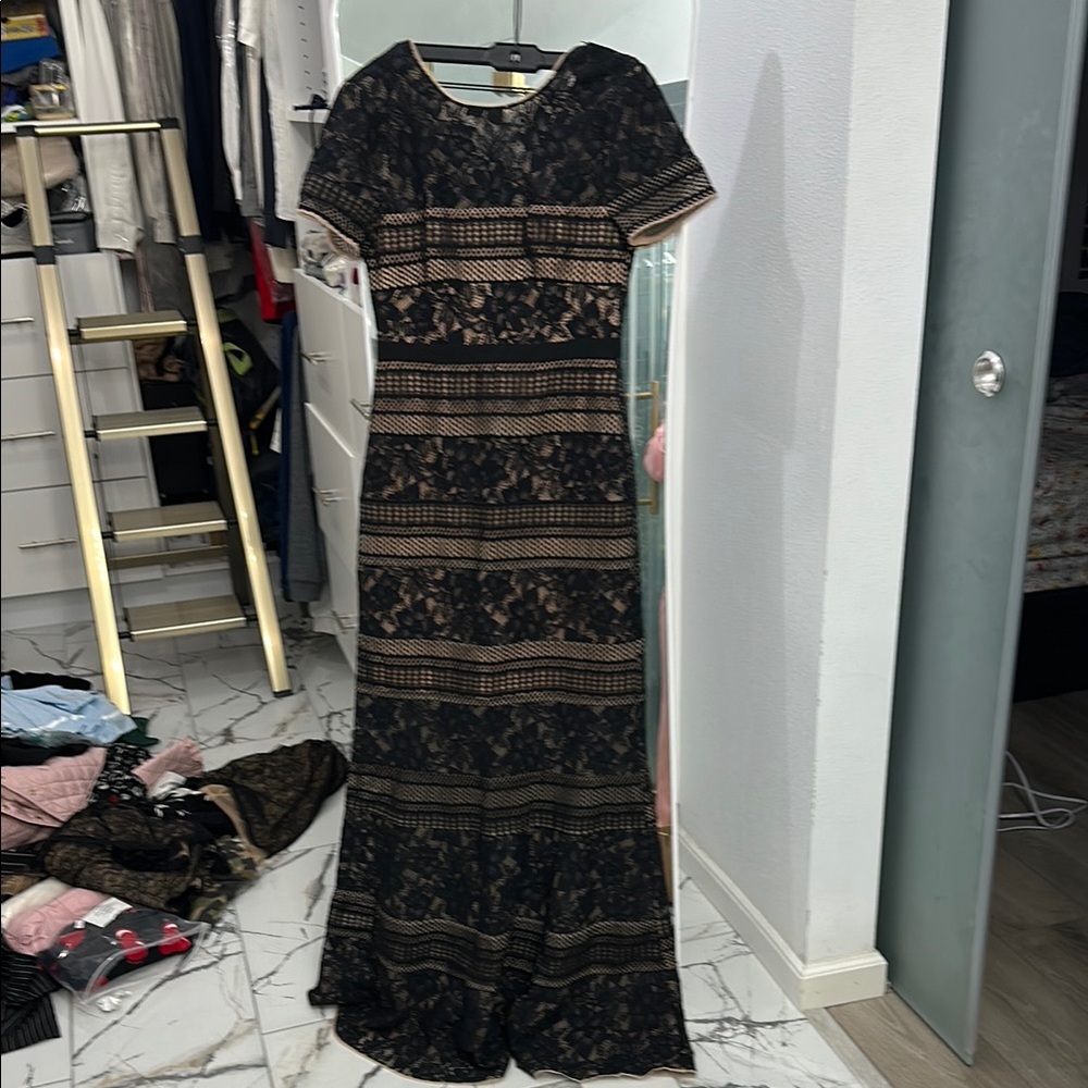 BCBGMaxAzria Black and Tan Sheath Dress Cocktail